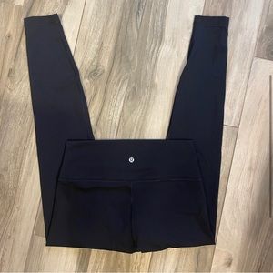 NWOT Lululemon Wunder Under - 28”